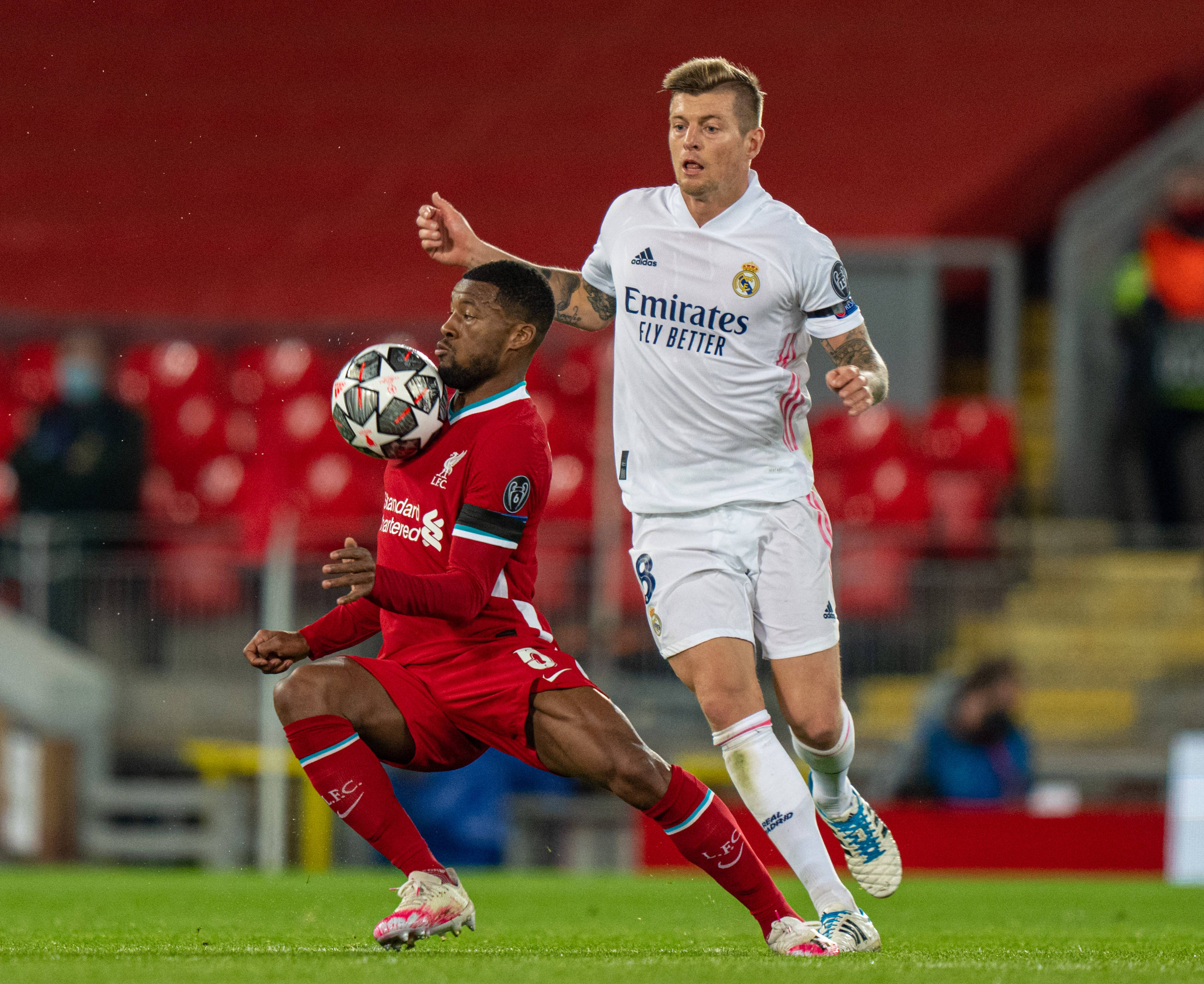 随国安已获三冠，张稀哲：拿第四冠时退役；3月份就开始练捧杯（随国安三冠在手，张稀哲：夺第4冠就退役，三月起练举杯）