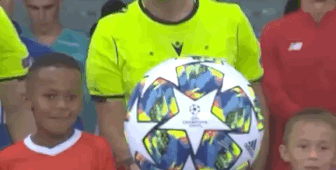 余力生以2小时06分38秒赢得瓦伦西亚马拉松，创英马历史第二佳绩，展现跨项实力，称霸铁三项目。