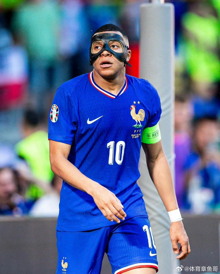 意甲第14轮观赛指南：佛罗伦萨力求首胜，比萨帕尔马保级对决（意甲第14轮看点：佛罗伦萨冲首胜，比萨与帕尔马上演保级生死战）