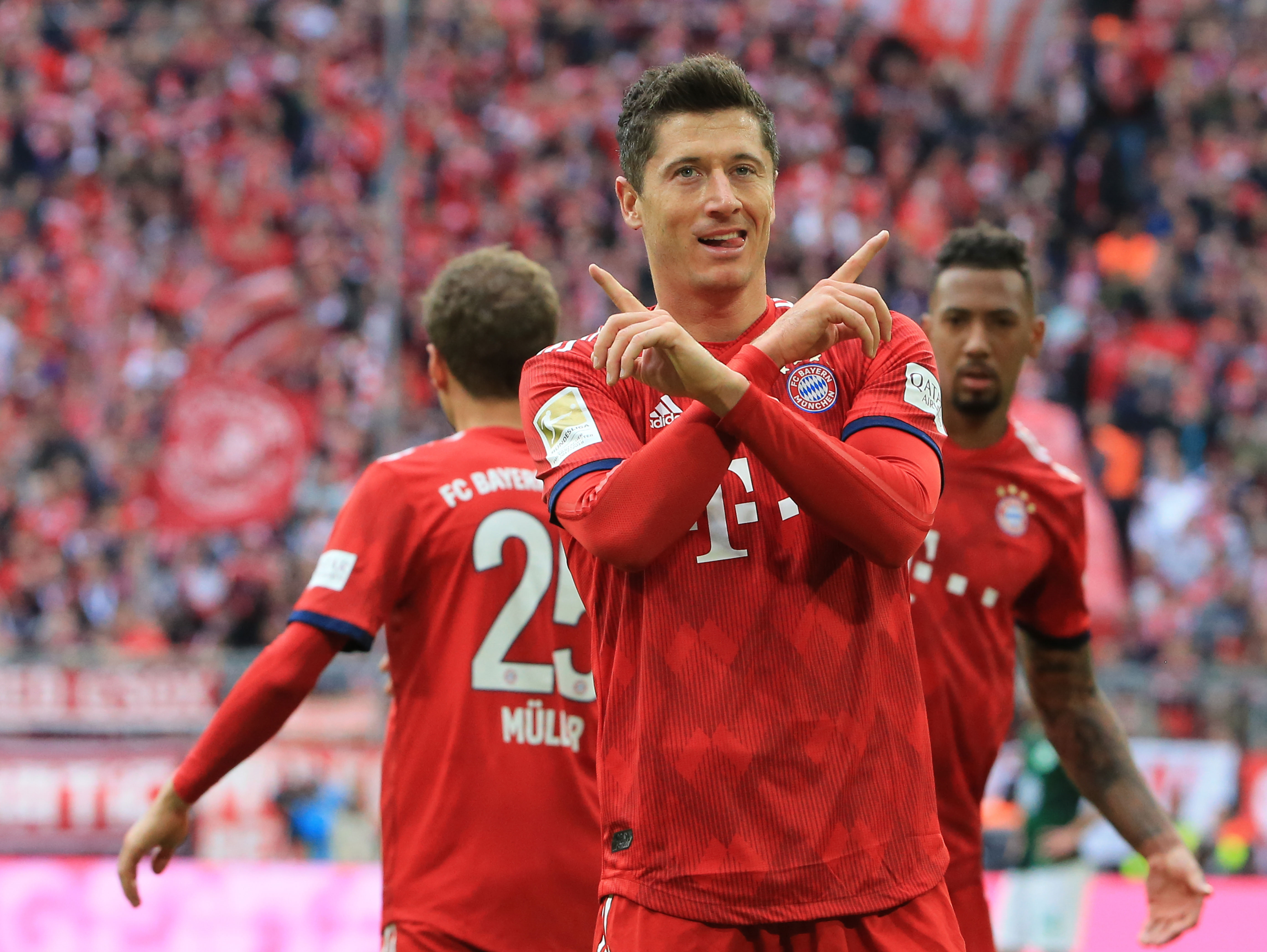 记者：皇马无法在1月激活帕斯的回购条款，且尚未考虑让其回归（记者：皇马1月无法启用帕斯回购条款，暂未考虑召回）